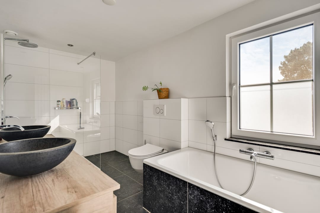 Photo 32 of Heelderweg 12