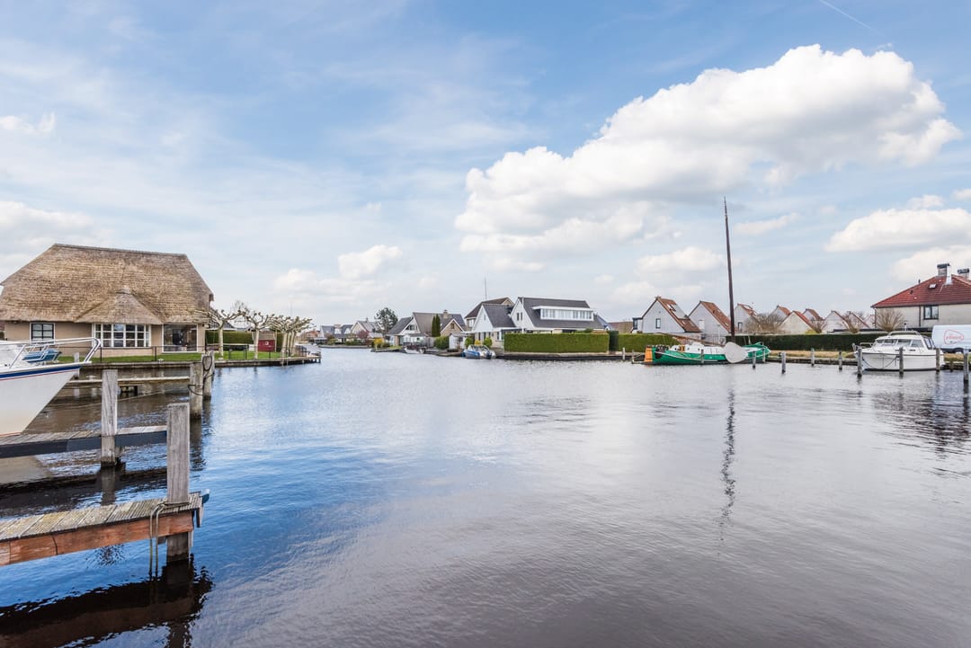 Detached Waterfront Home with Private Mooring in Lemmer — 53