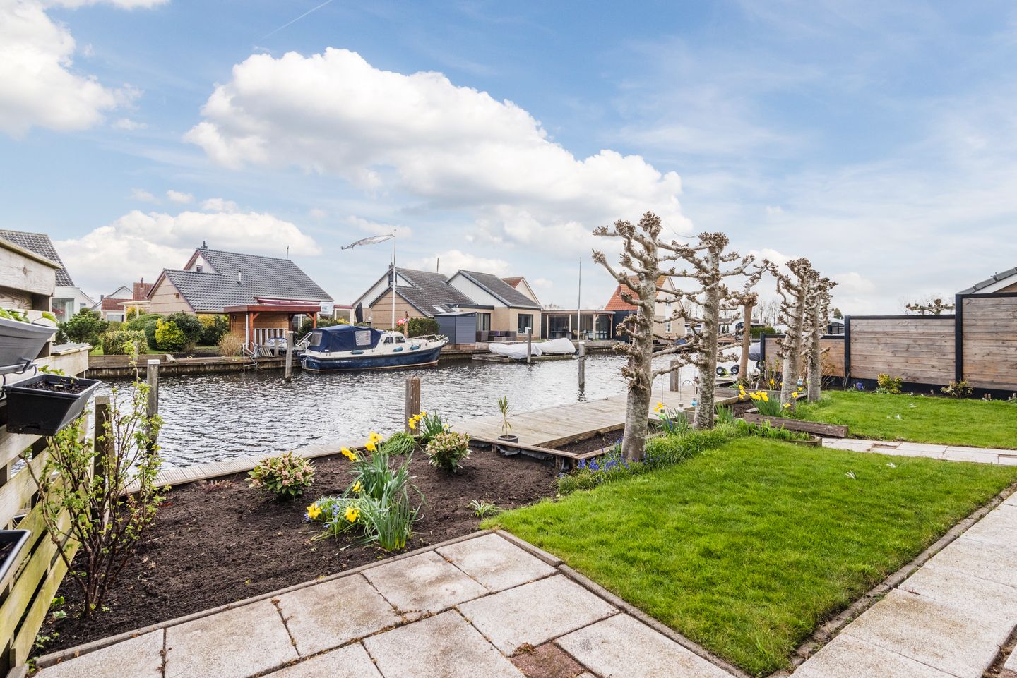 Detached Waterfront Home with Private Mooring in Lemmer — 44