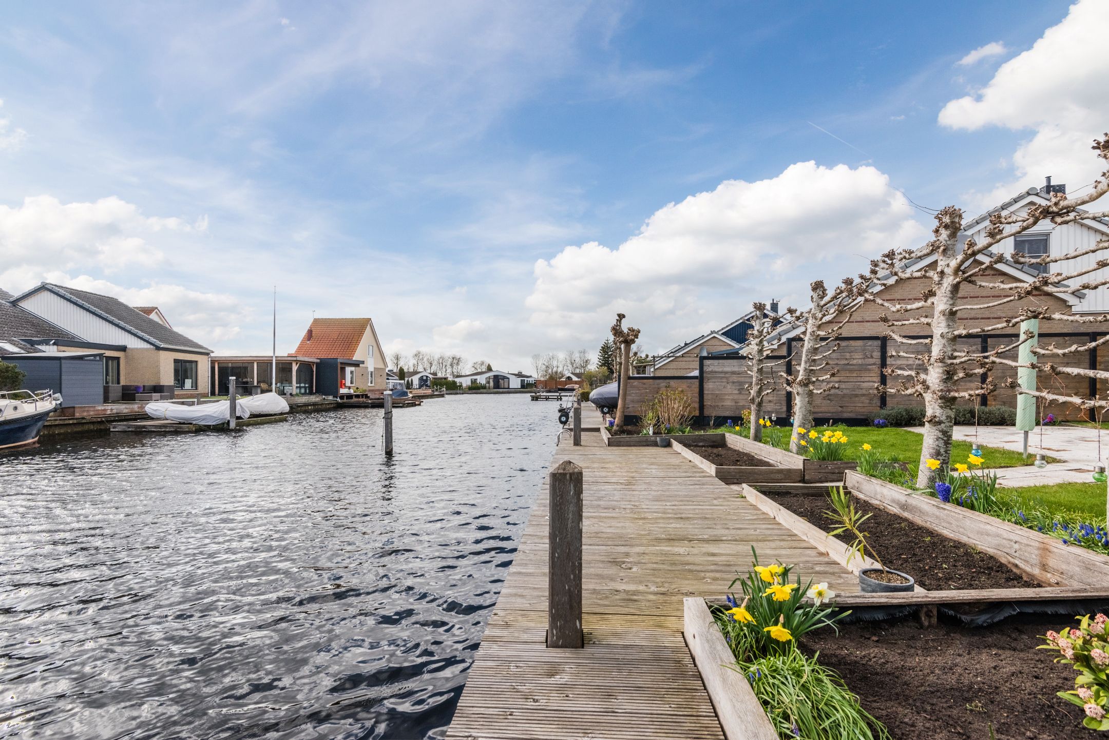 Detached Waterfront Home with Private Mooring in Lemmer — 45