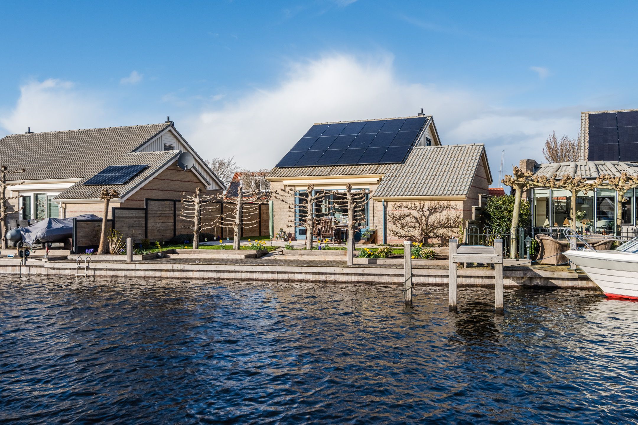 Detached Waterfront Home with Private Mooring in Lemmer — 48