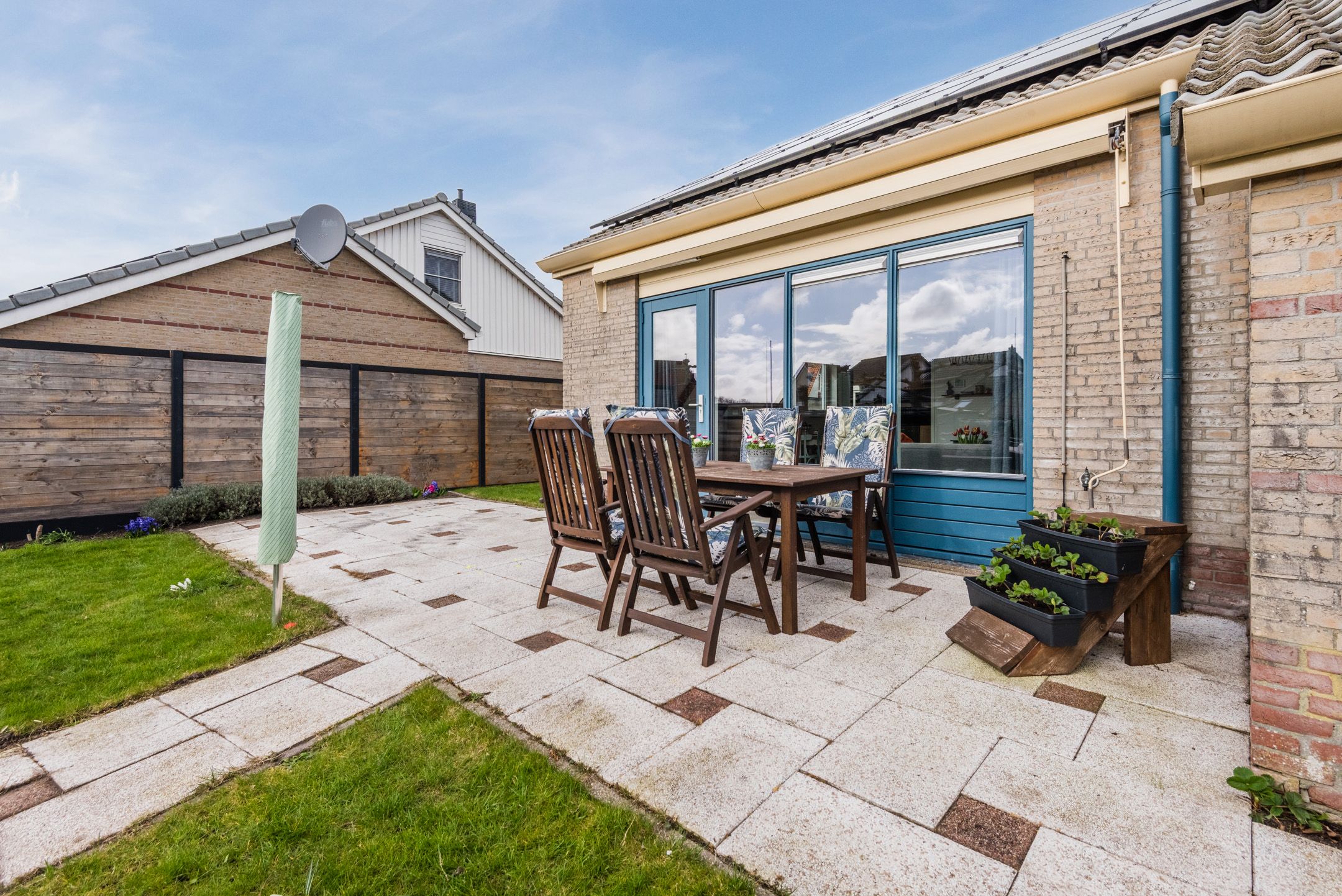 Detached Waterfront Home with Private Mooring in Lemmer — 42
