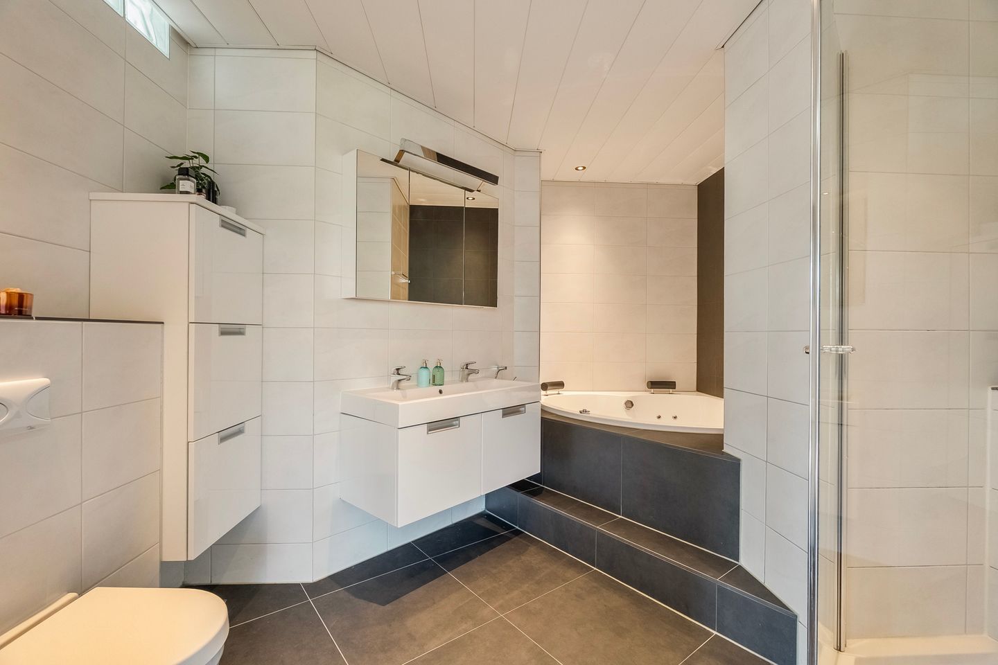 Foto 29 van Dirk Kluifhoofdstraat 15