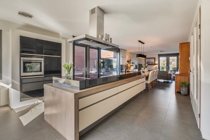 Dirk Kluifhoofdstraat 15