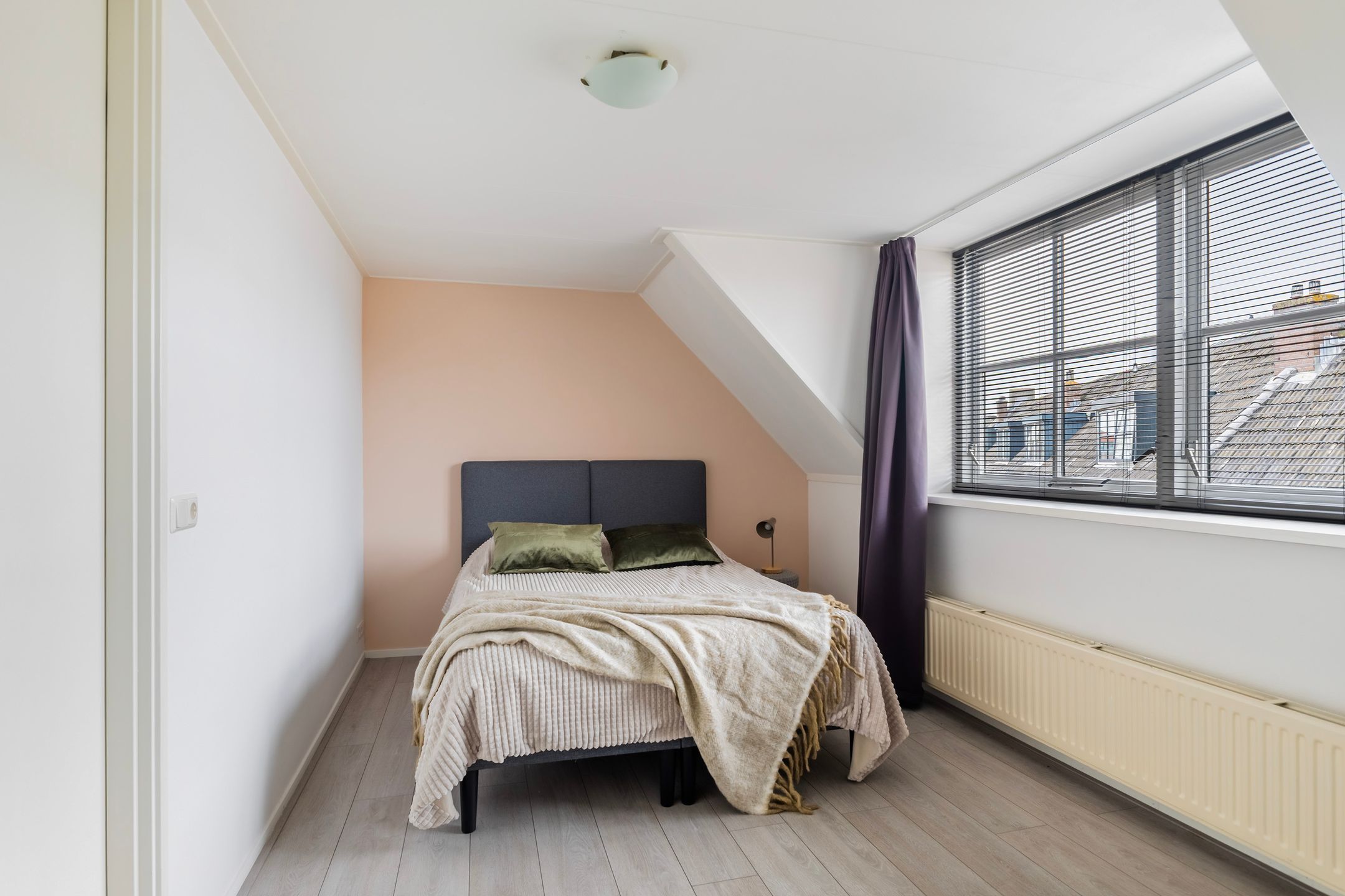 Foto 36 van Nutstraat 11