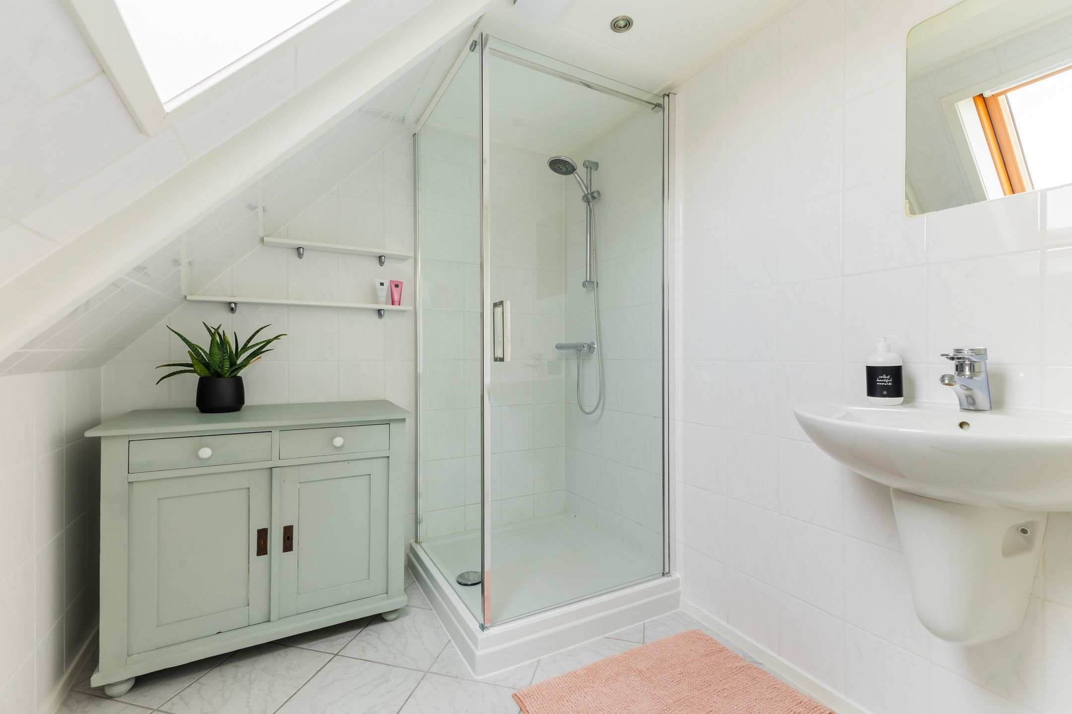 Foto 39 van Nutstraat 11