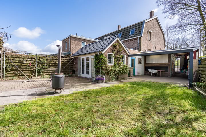 Foto 4 van Helmondseweg 13