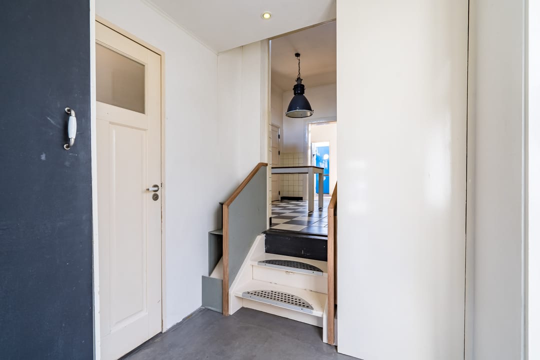 Characteristic Corner Home with Canal Views in Weert — 17