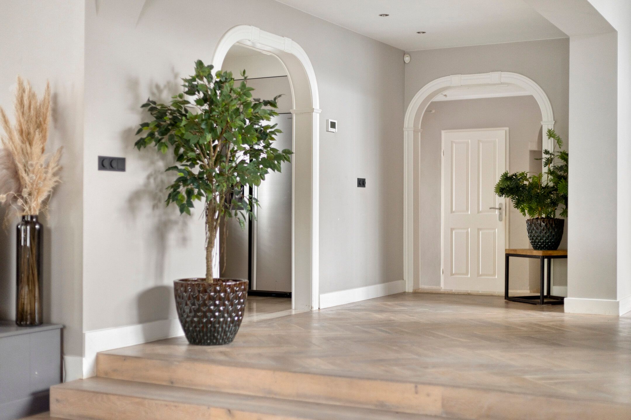 Spacious bungalow with five bedrooms, sauna, and south-facing garden near Wilhelminaplein — 20
