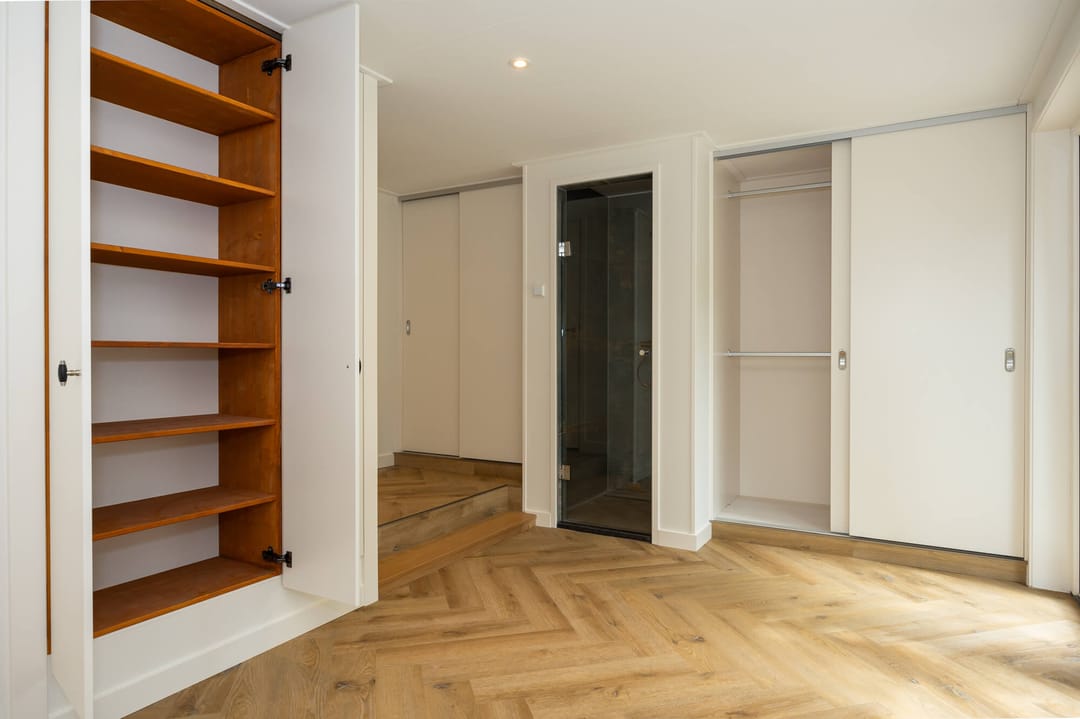 Photo 38 of Nieuwemeerdijk 199