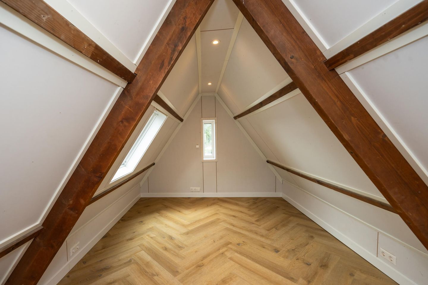 Photo 65 of Nieuwemeerdijk 199