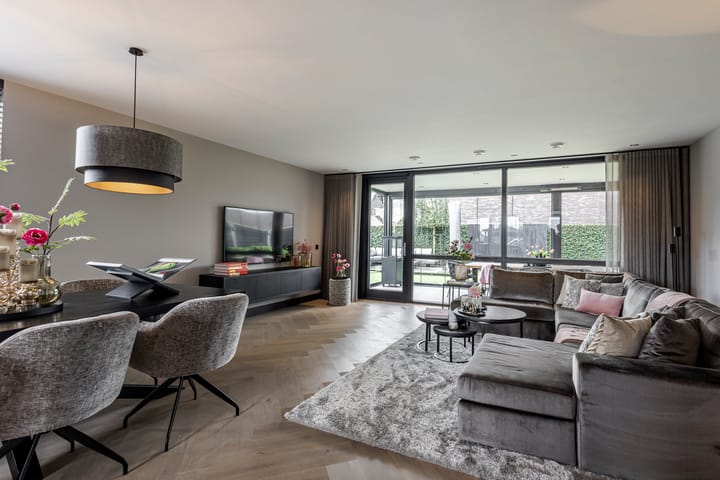 Photo 3 of Pieter de Hooghstraat 39