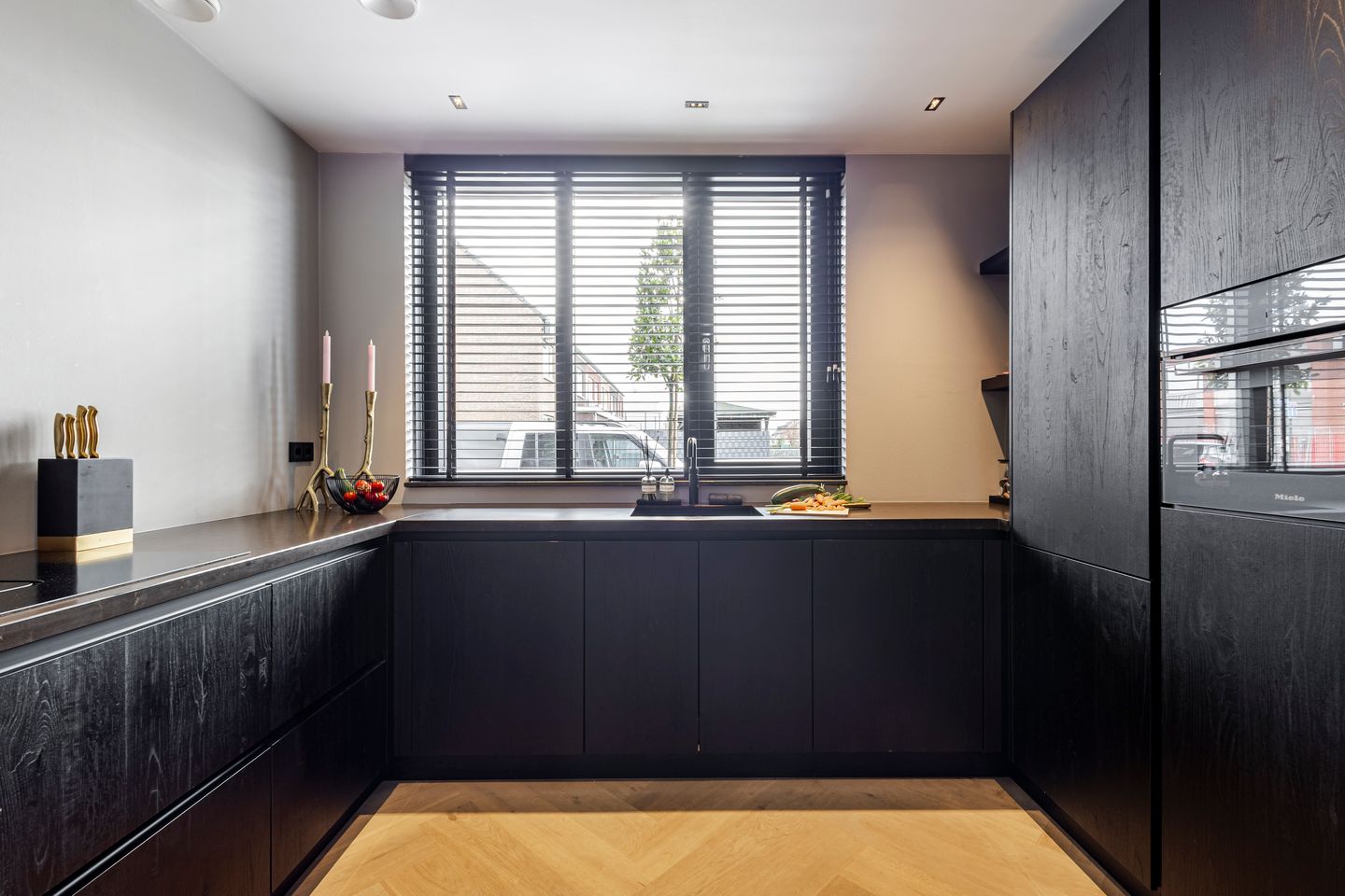 Foto 10 van Pieter de Hooghstraat 39