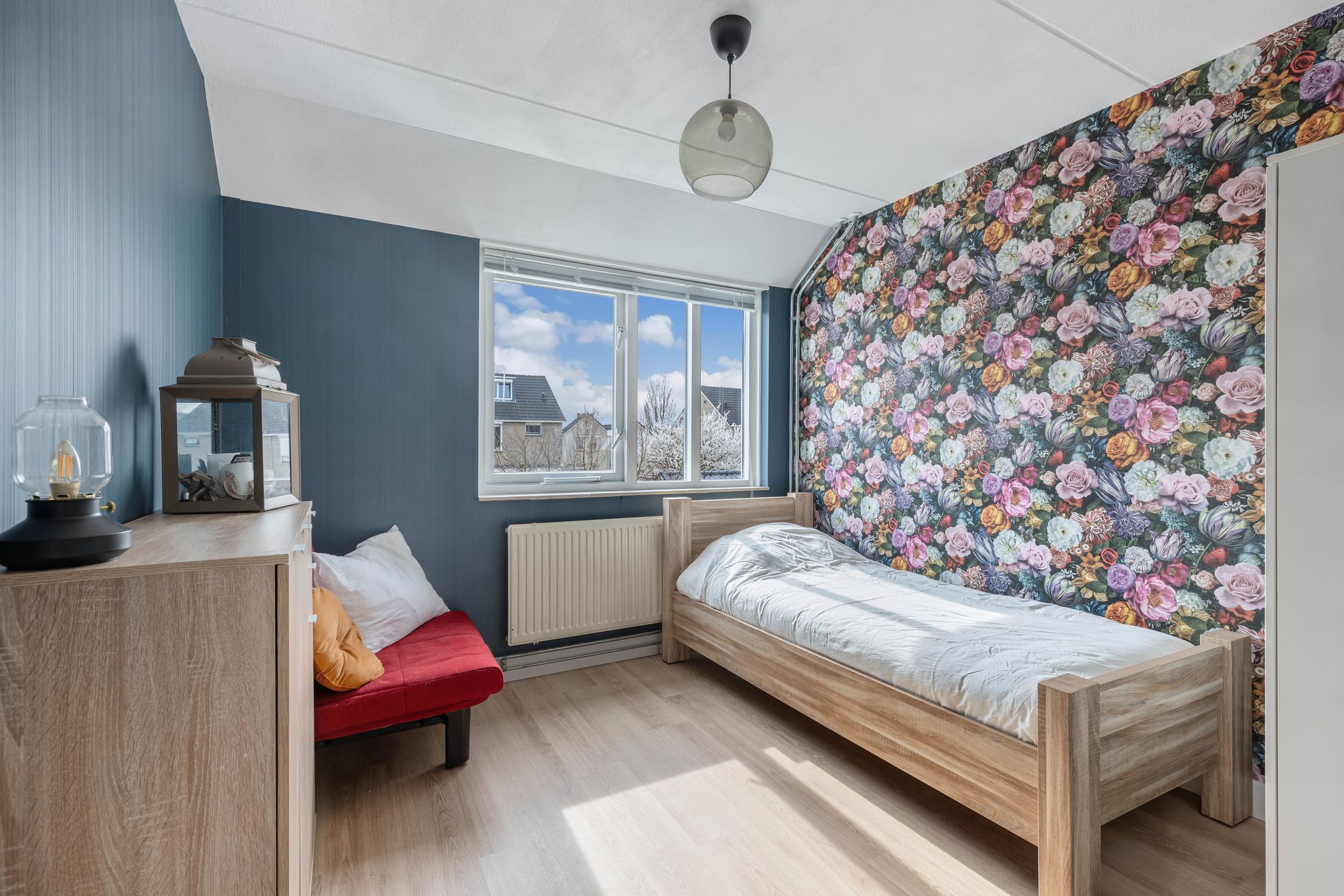 Photo 24 of Veluwelaan 31