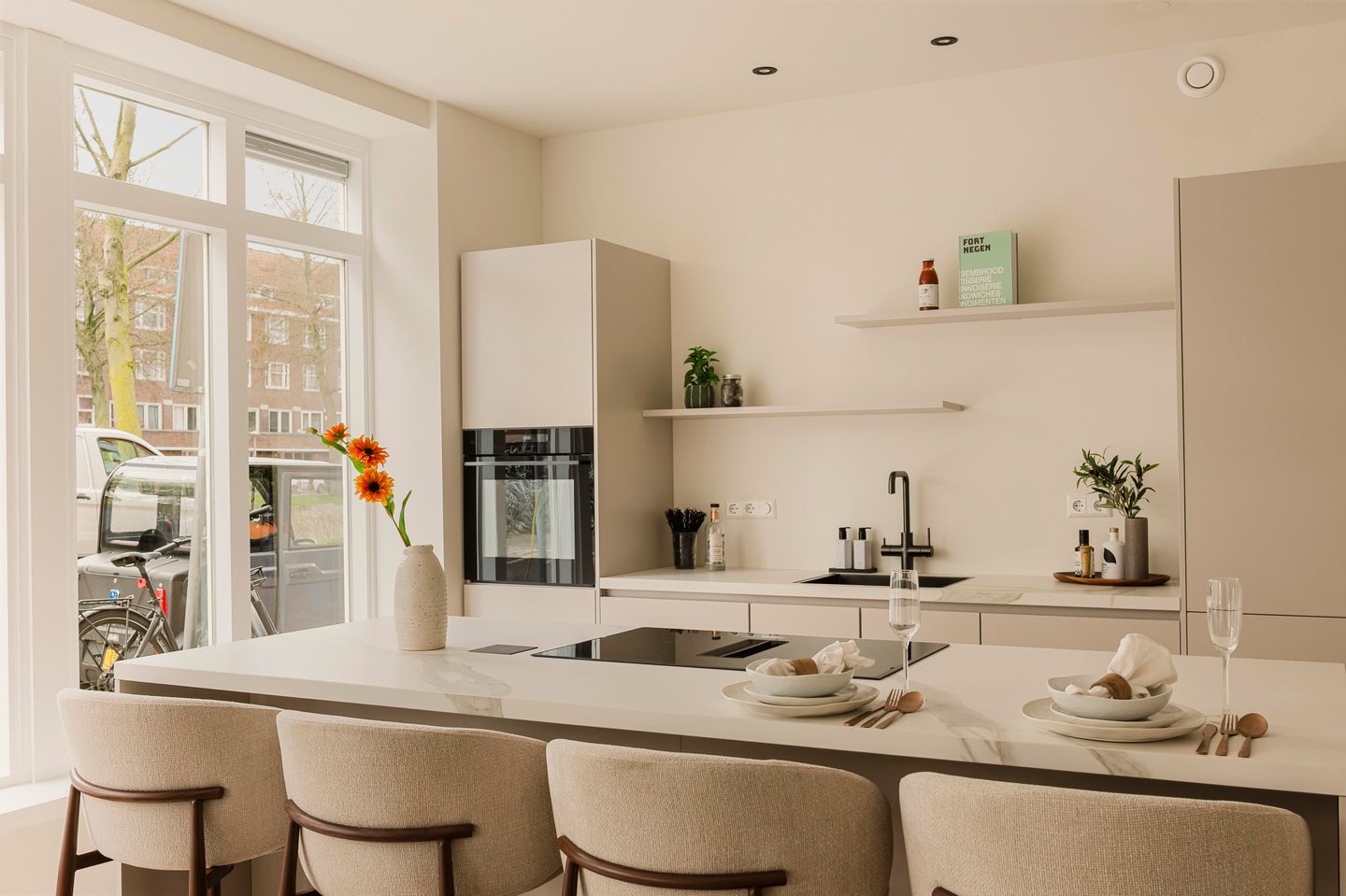 Foto 10 van Admiralengracht 36