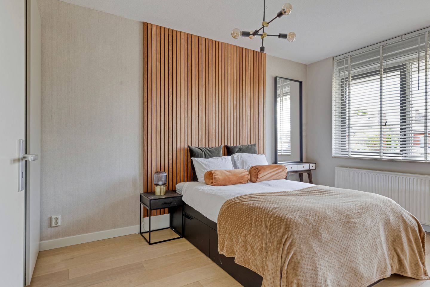 Spacious end house with 5 bedrooms in Nesselande — 20