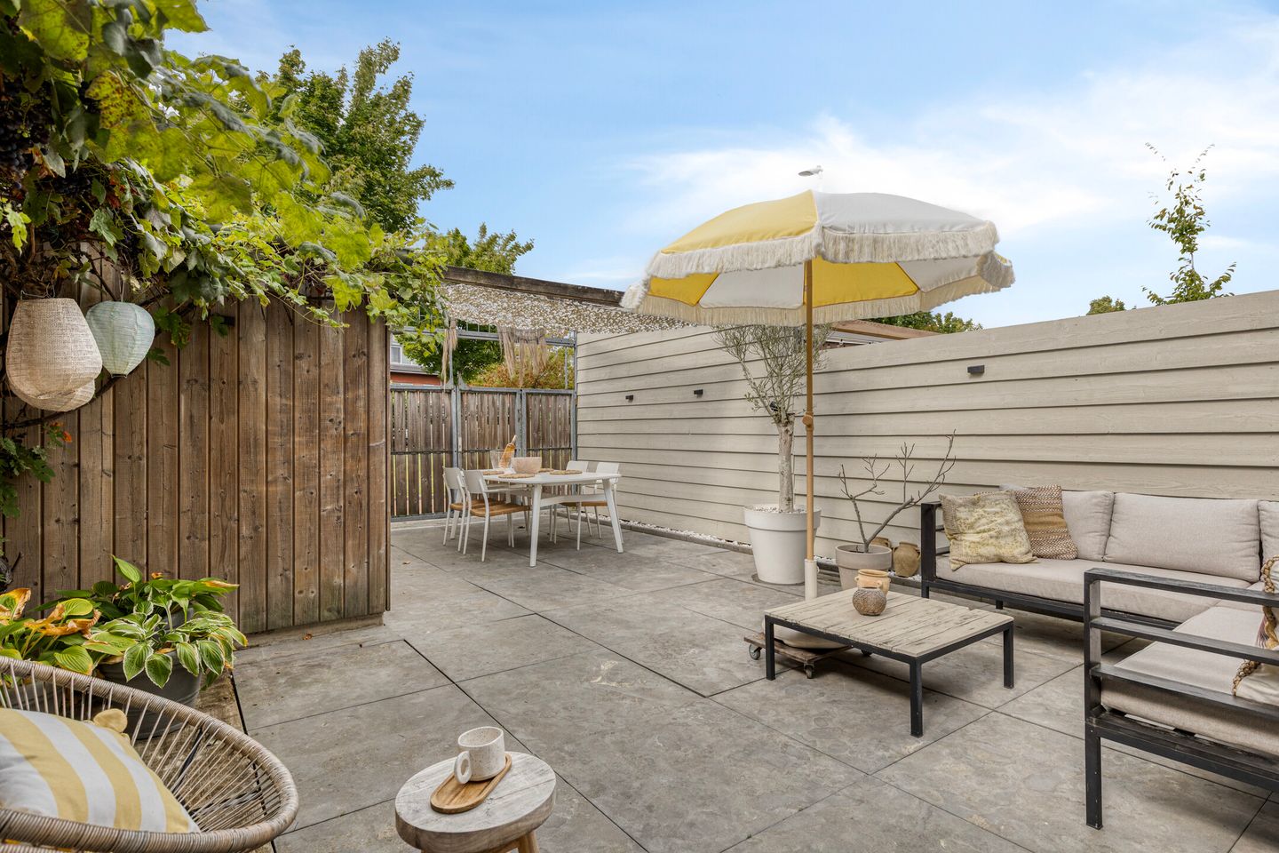 Spacious end house with 5 bedrooms in Nesselande — 29