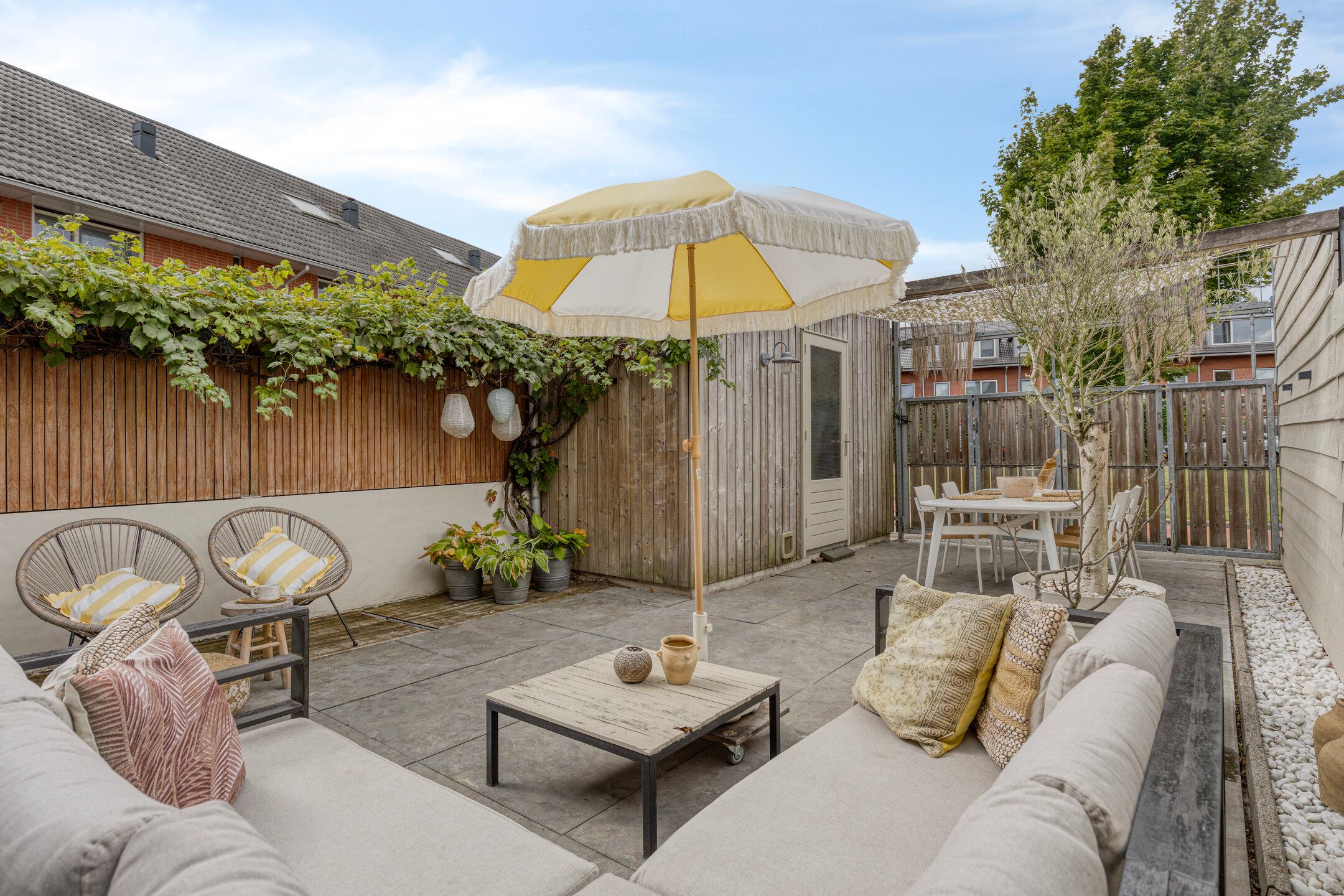Spacious end house with 5 bedrooms in Nesselande — 30