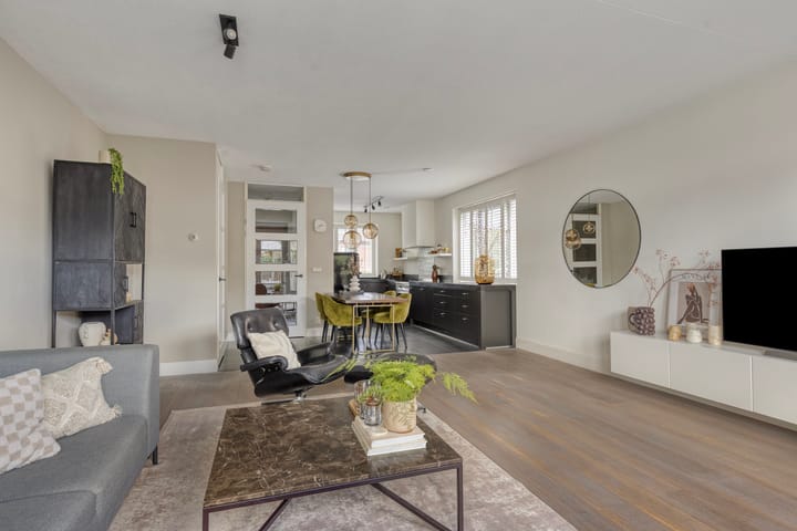 Photo 3 of Francis Picabiastraat 25