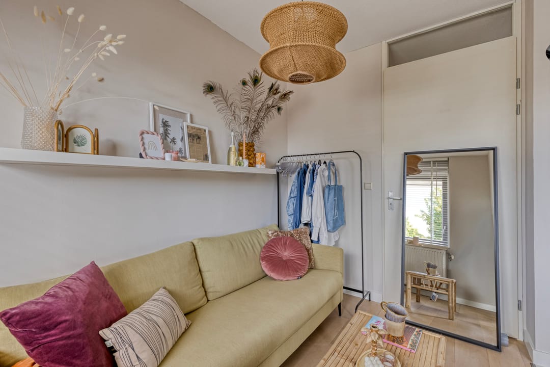 Spacious end house with 5 bedrooms in Nesselande — 22