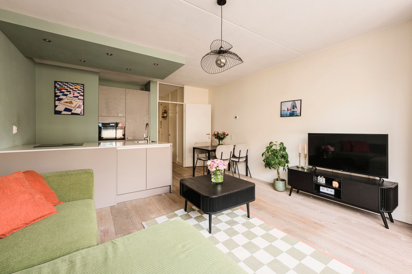 Foto 5 van Commelinstraat 304