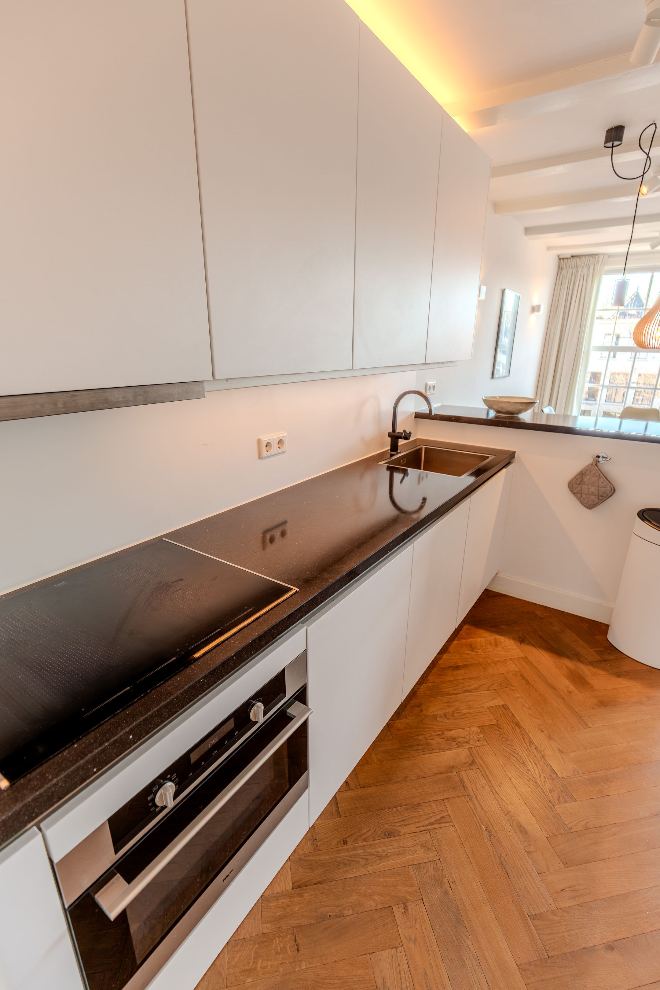 Photo 15 of Herengracht 10-B