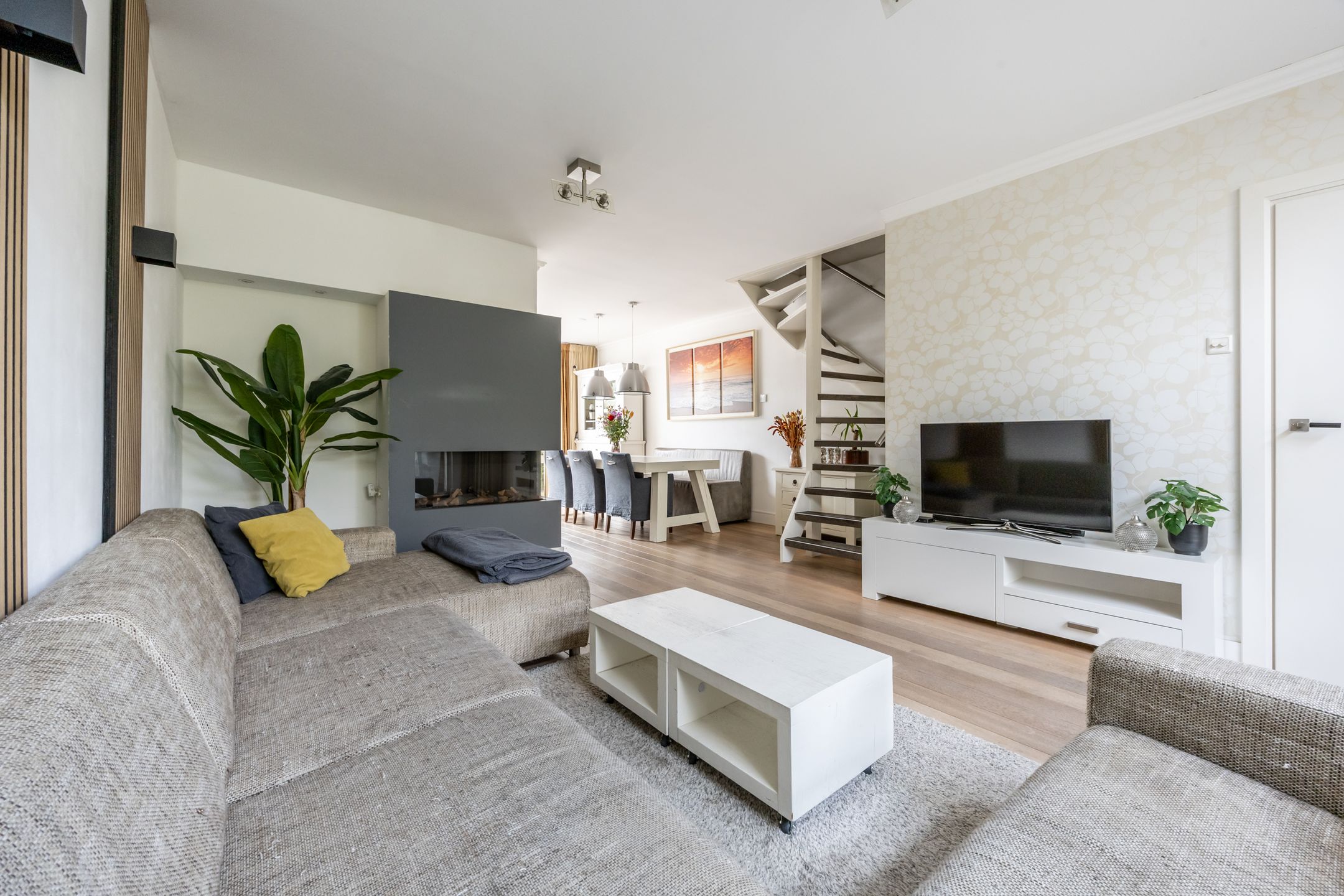 Photo 6 of Abraham van der Hulstln 74