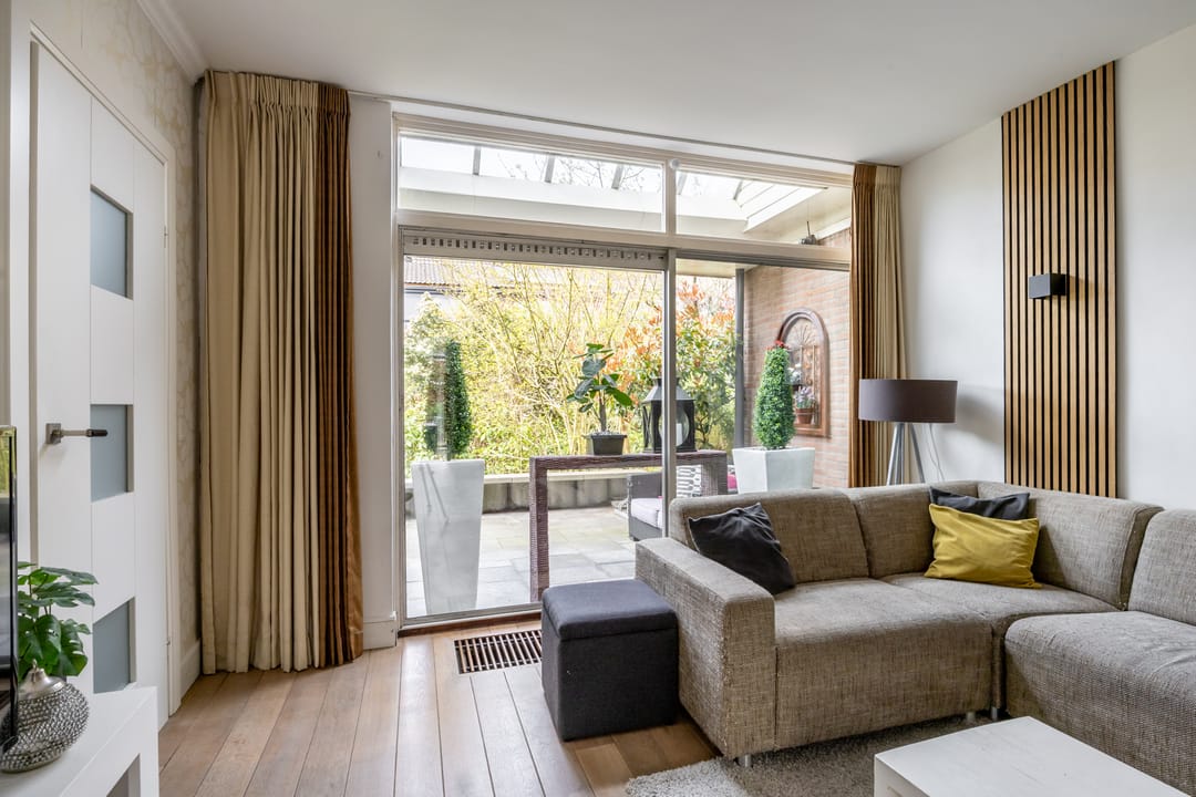 Photo 11 of Abraham van der Hulstln 74