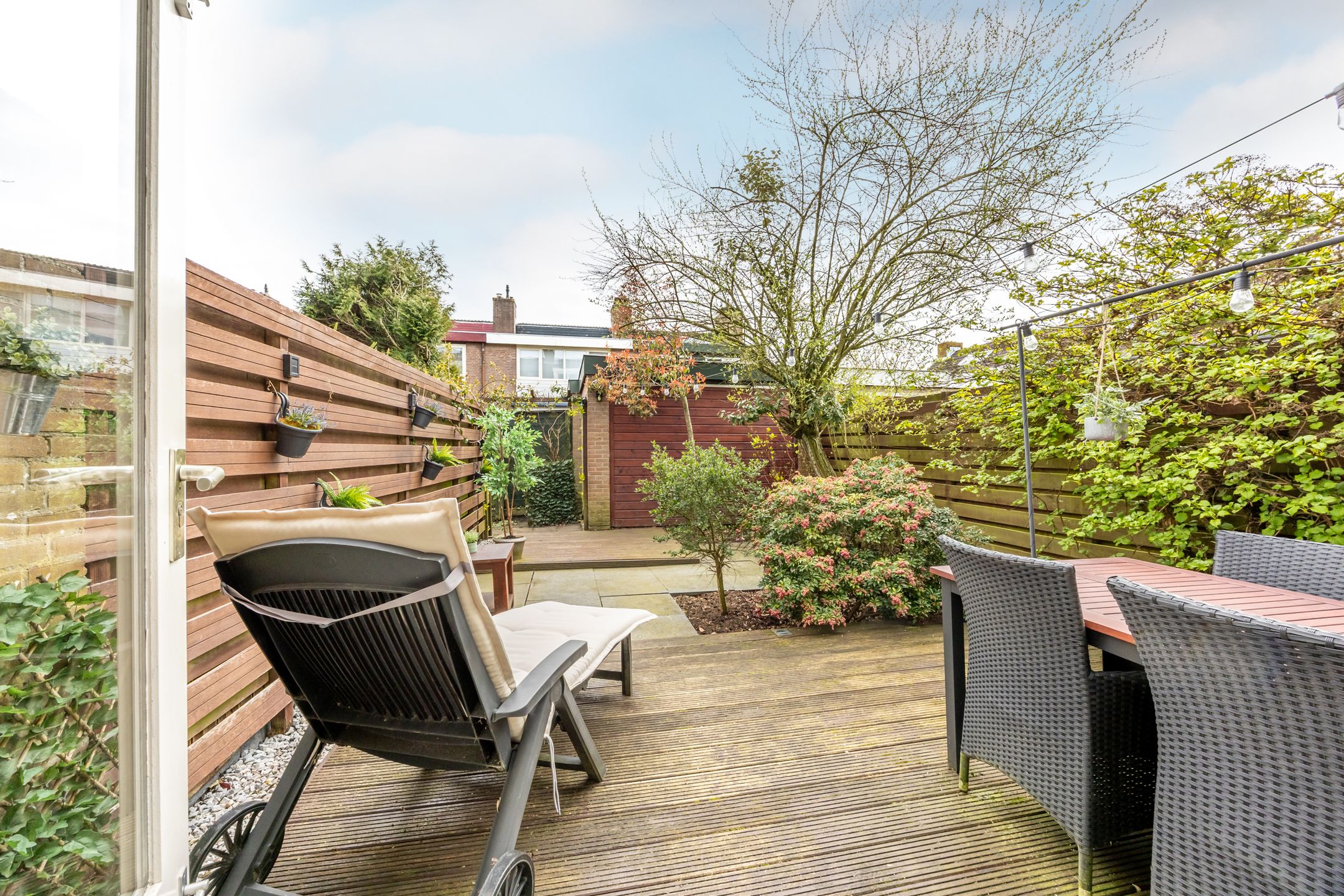 Photo 18 of Abraham van der Hulstln 74