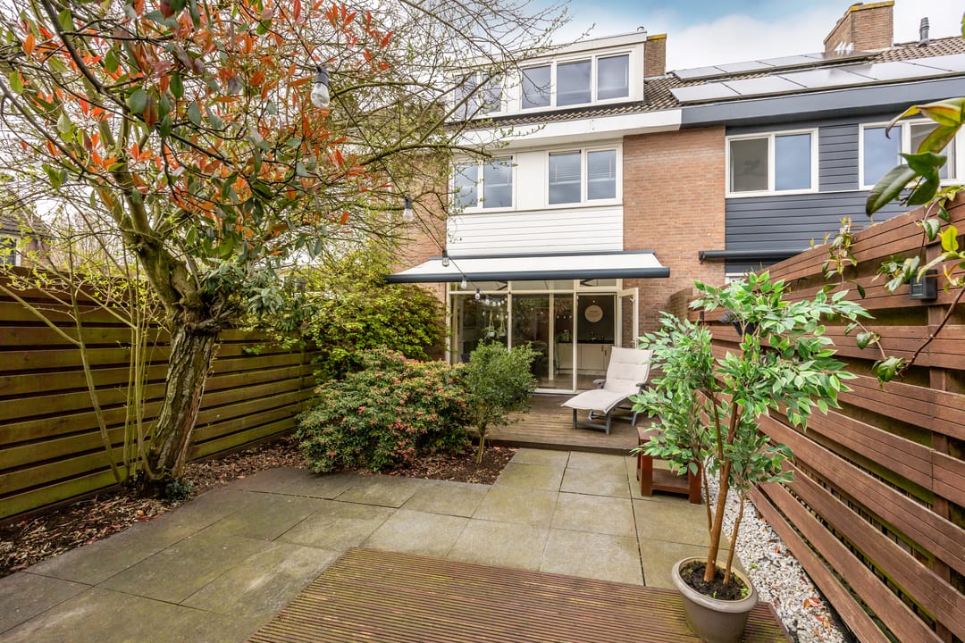 Photo 2 of Abraham van der Hulstln 74