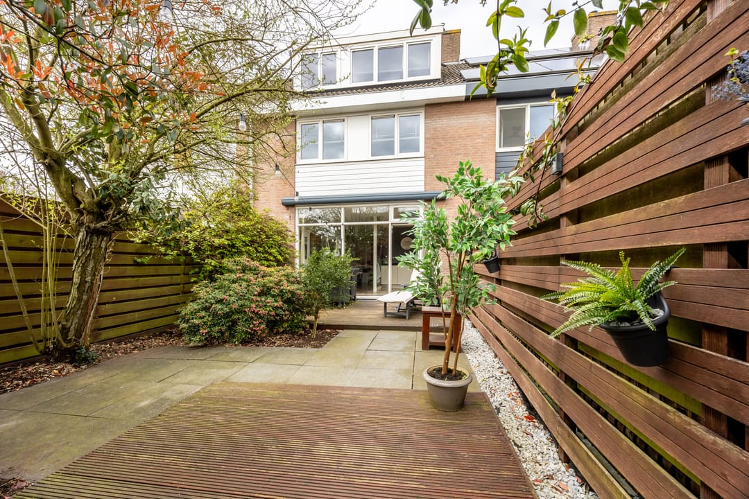 Photo 38 of Abraham van der Hulstln 74