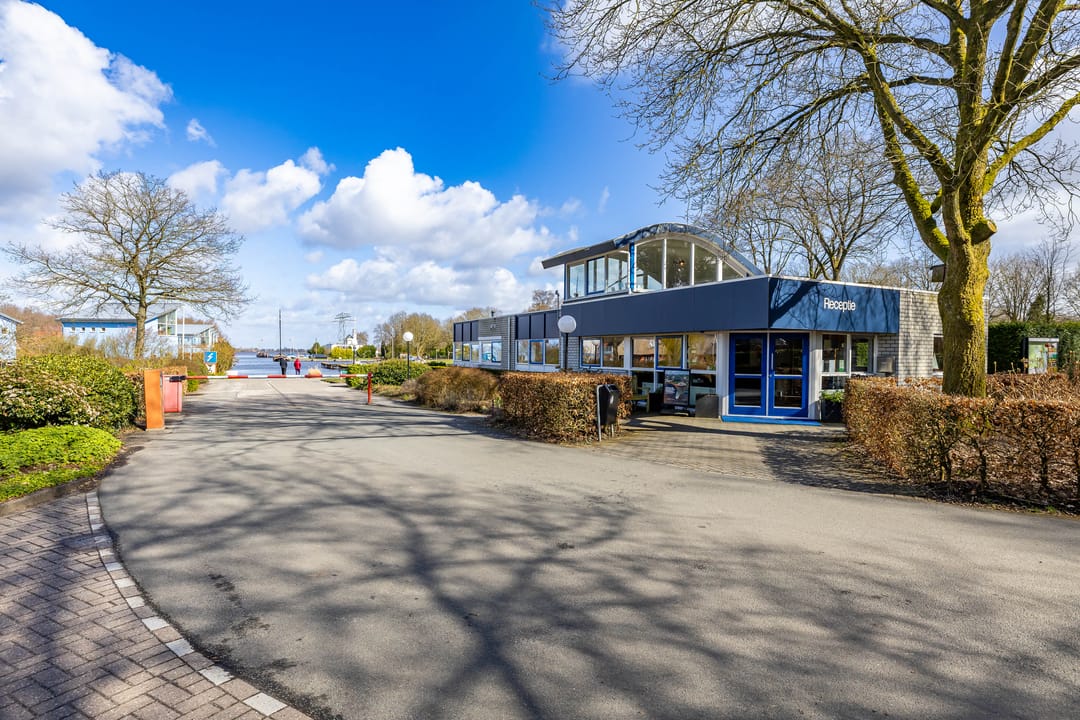 Photo 41 of De Bloemert 1-246