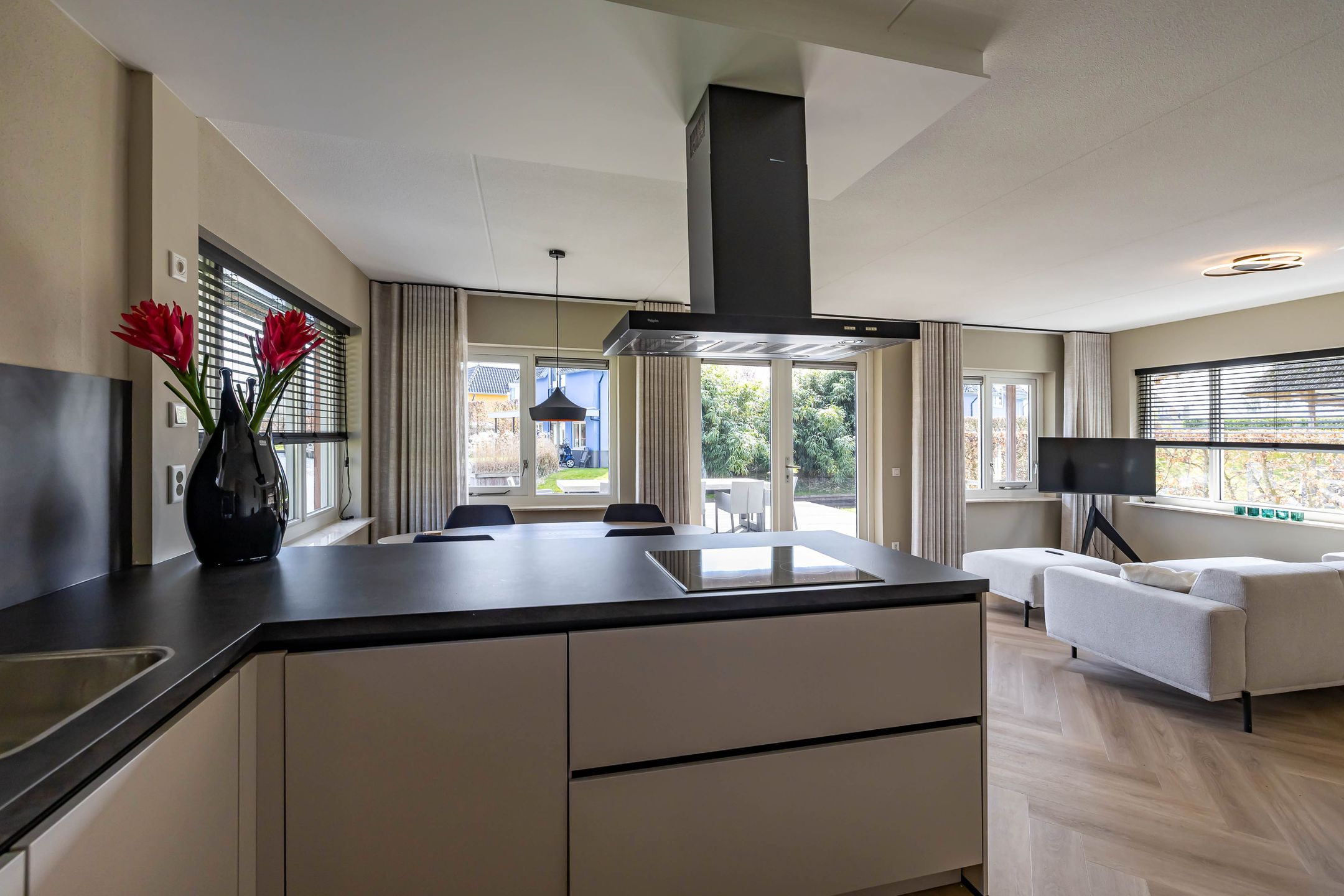 Photo 15 of De Bloemert 1-246