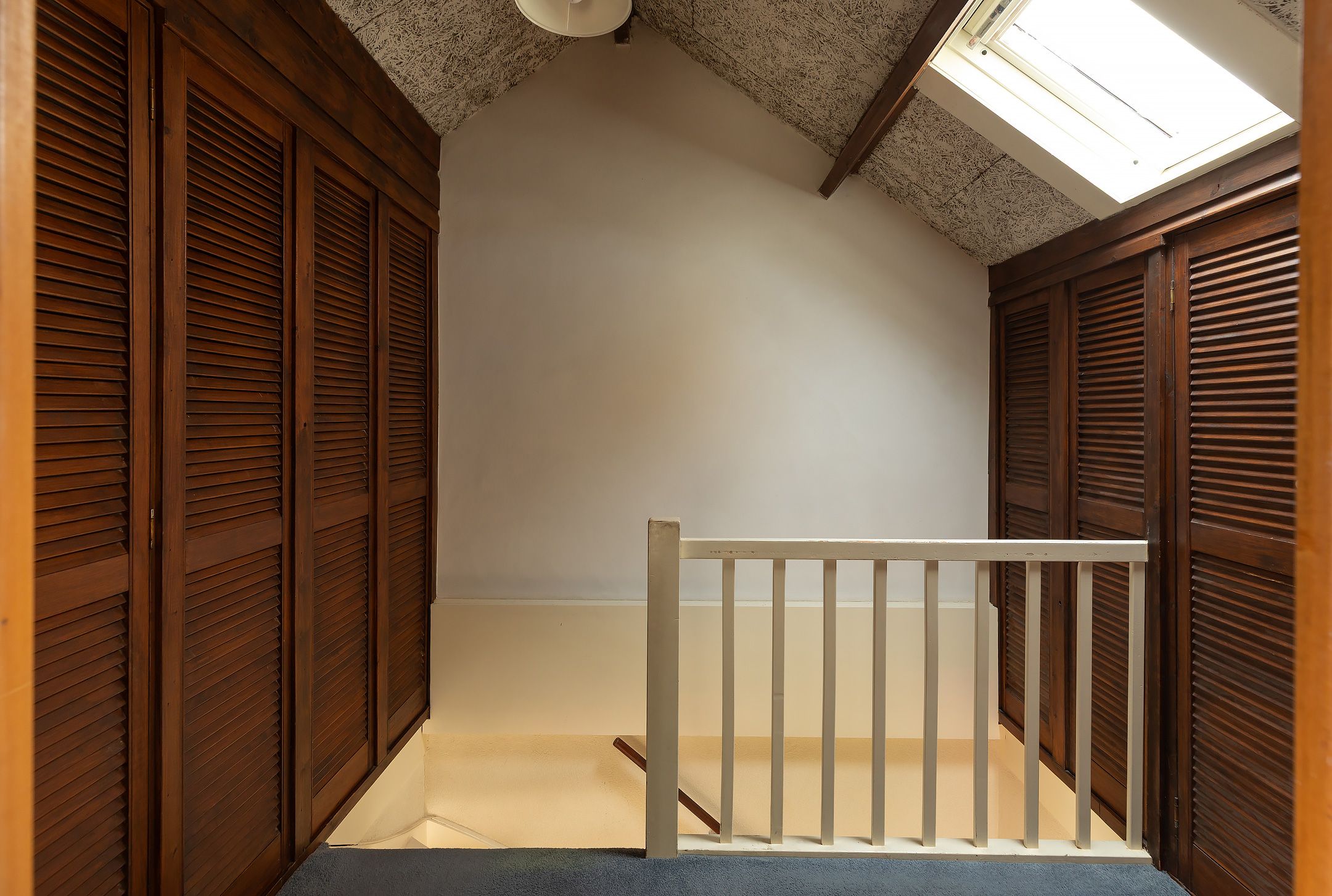 Well-maintained terraced house with 4 bedrooms in quiet courtyard location — 21