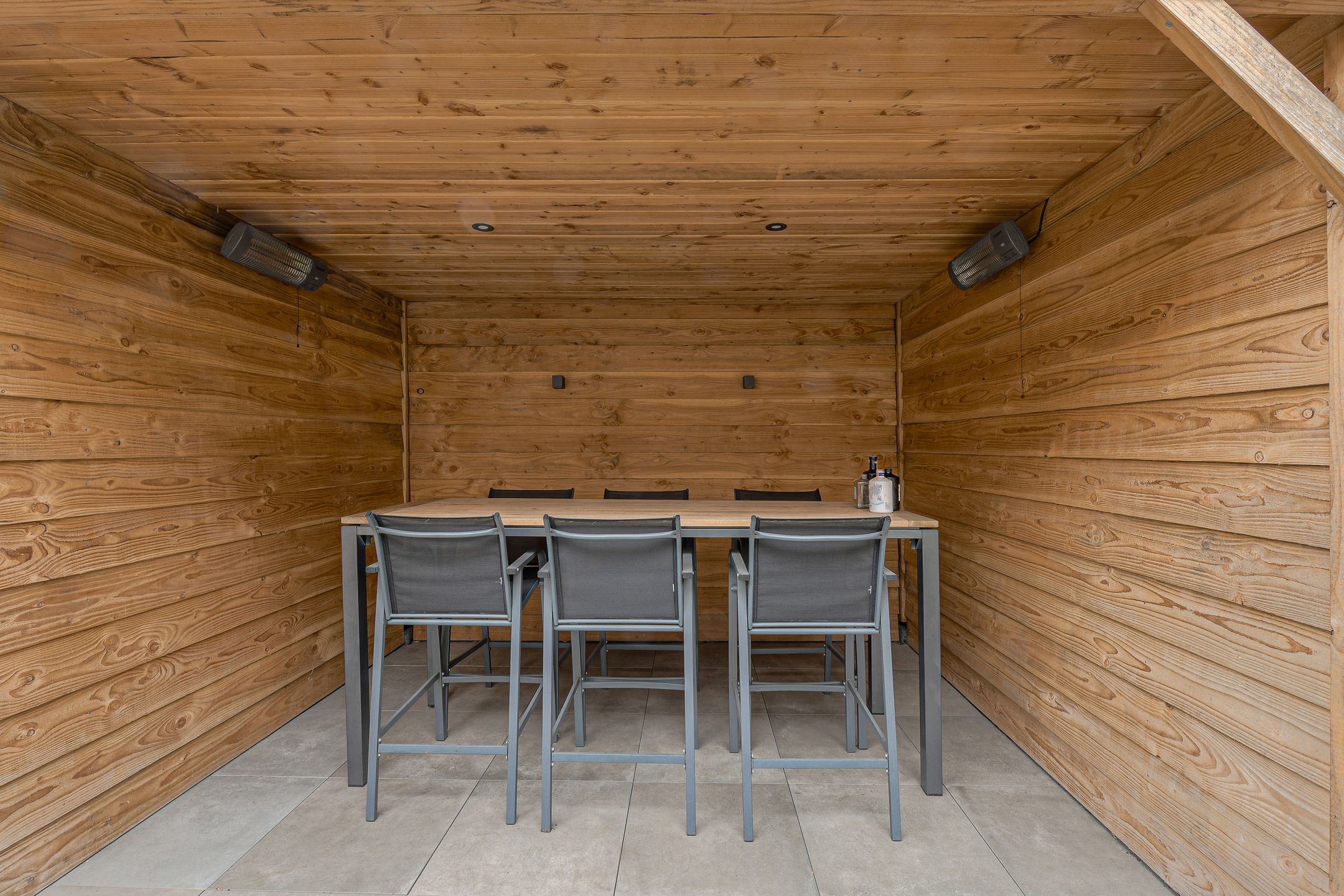 Foto 42 van van Duijvenvoordestraat 38