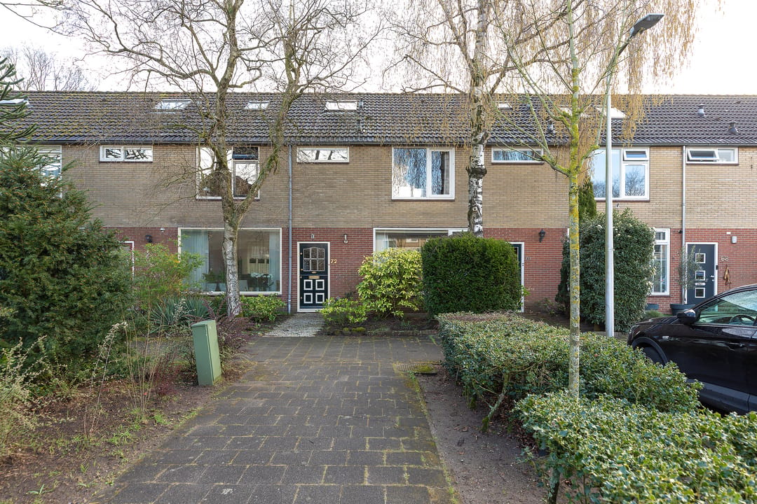 Well-maintained terraced house with 4 bedrooms in quiet courtyard location — 26