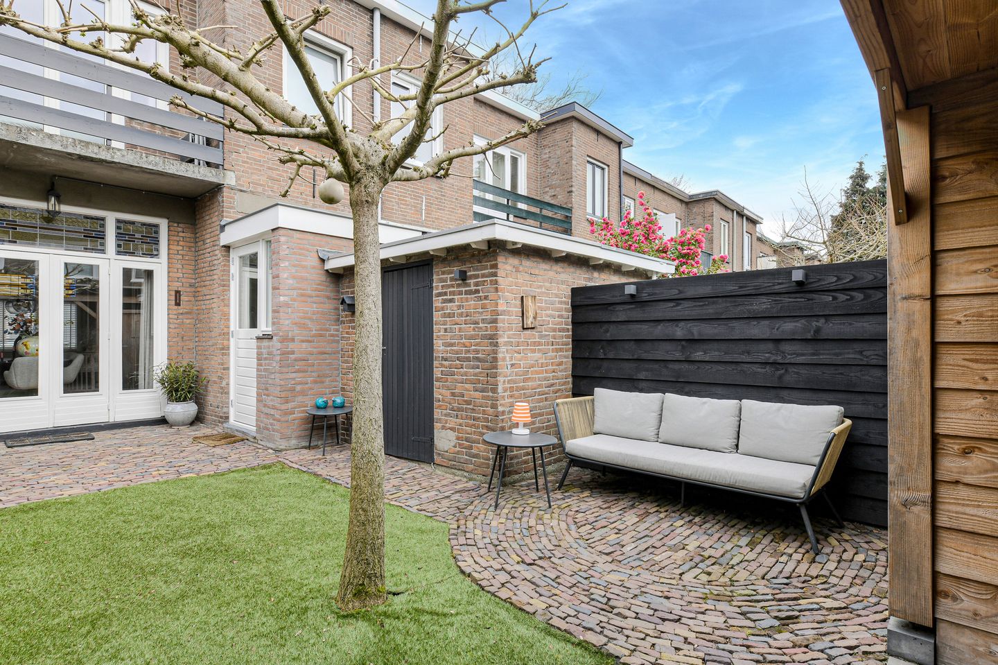 Foto 44 van van Duijvenvoordestraat 38