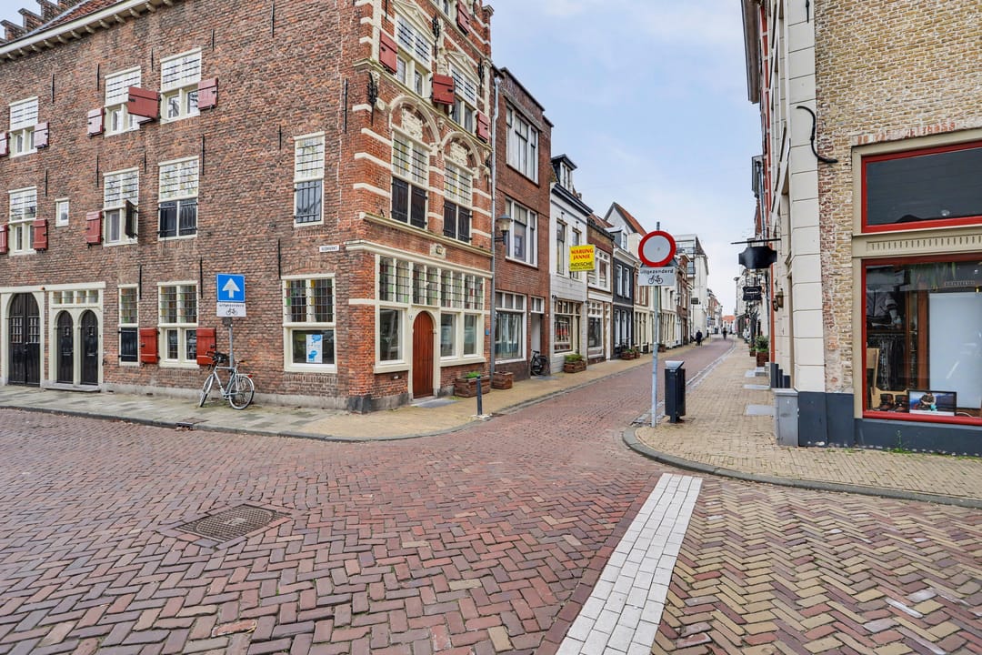 Photo 37 of Burgstraat 20