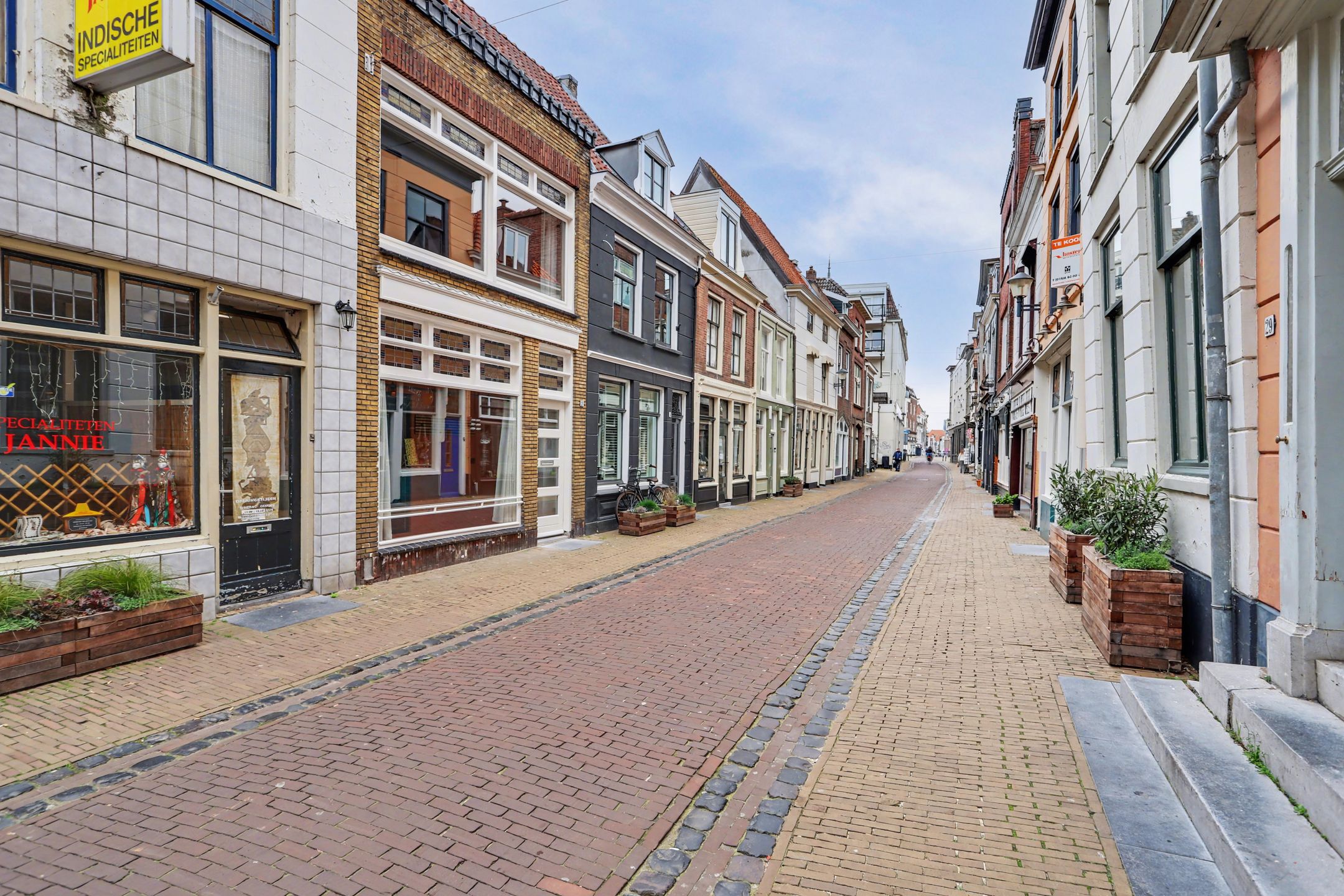 Photo 36 of Burgstraat 20
