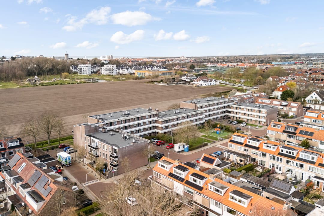 Modern Renovated Corner Apartment with Southwest Balcony in Central Noordwijk — 40