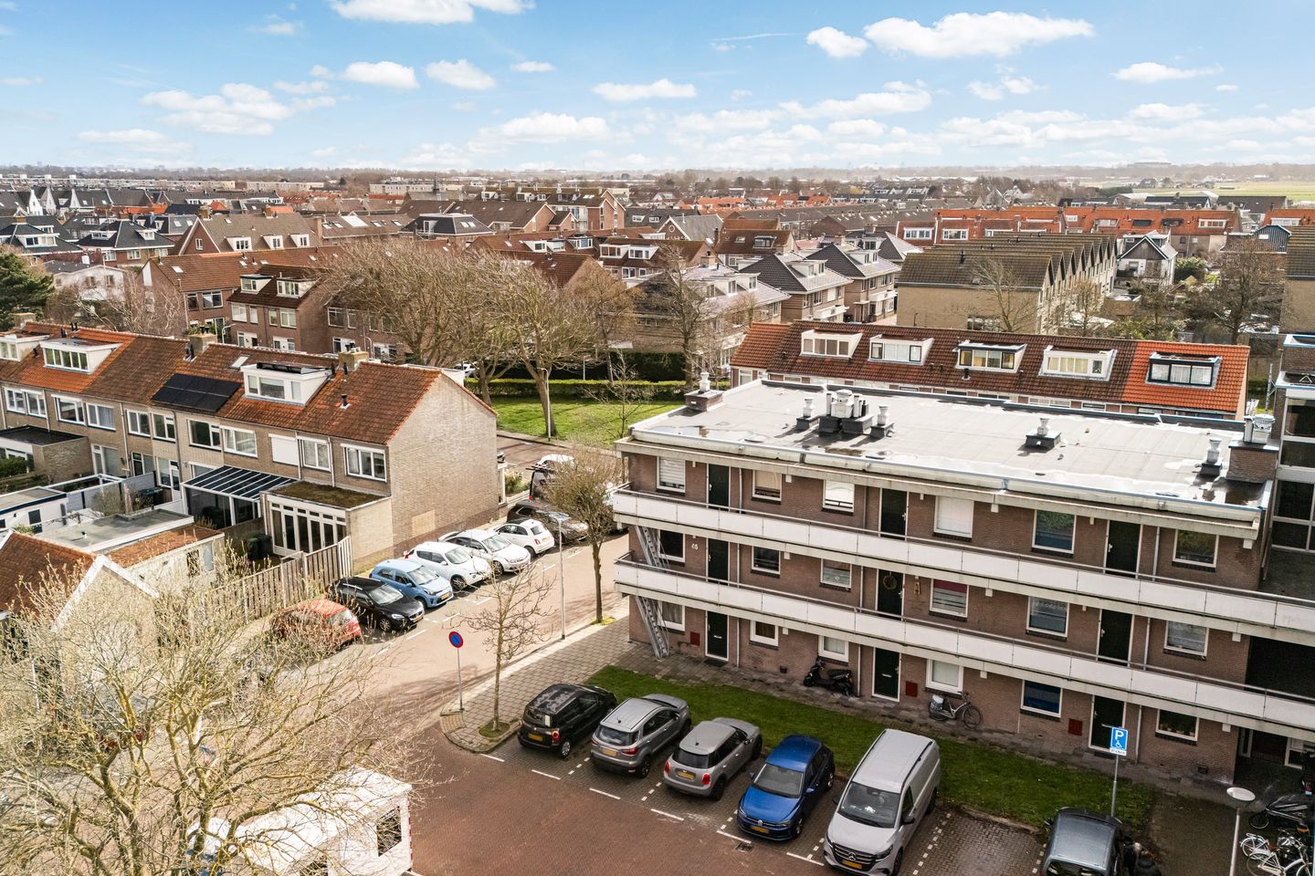 Modern Renovated Corner Apartment with Southwest Balcony in Central Noordwijk — 39