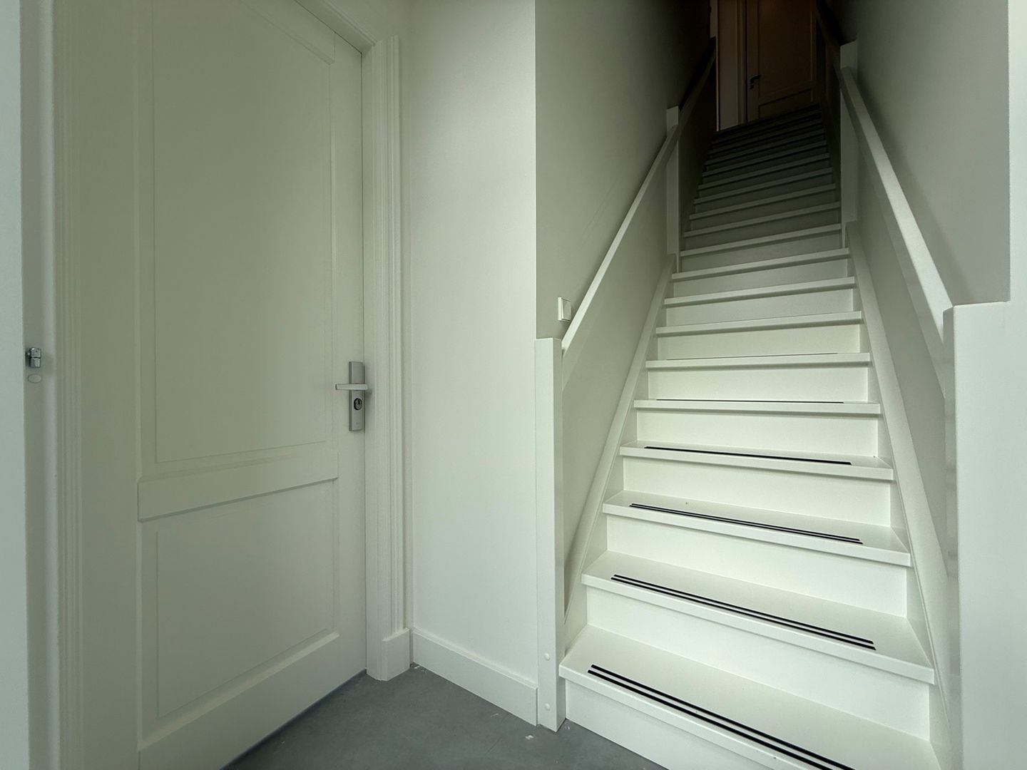 View photo 4 of Afmijnstraat 45