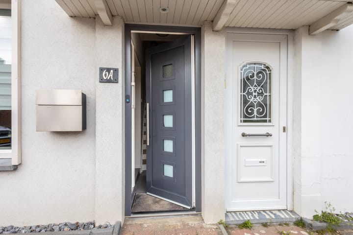 Photo 4 of Bossestraat 6-A