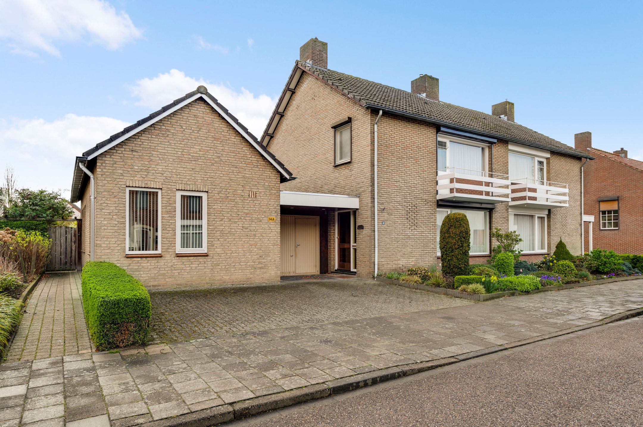 Burg. van Udenstraat 14 