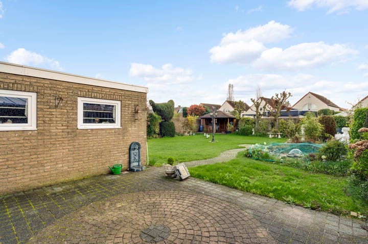 Foto 4 van Burg. van Udenstraat 14