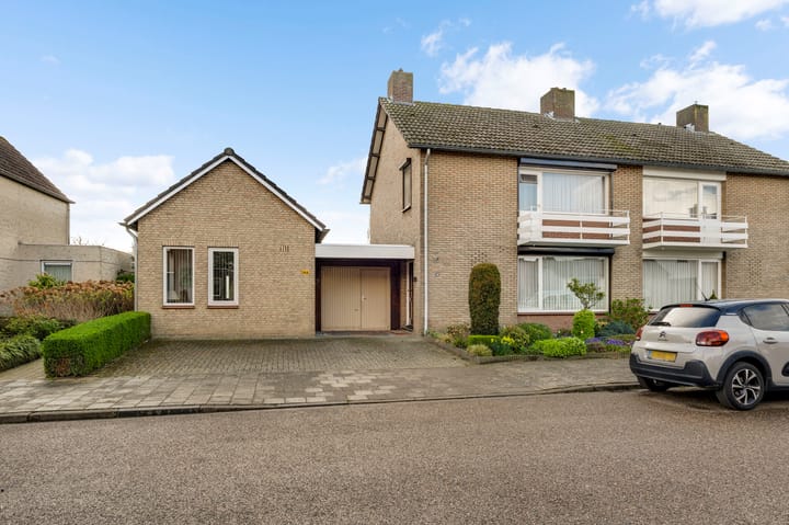 Foto 2 van Burg. van Udenstraat 14