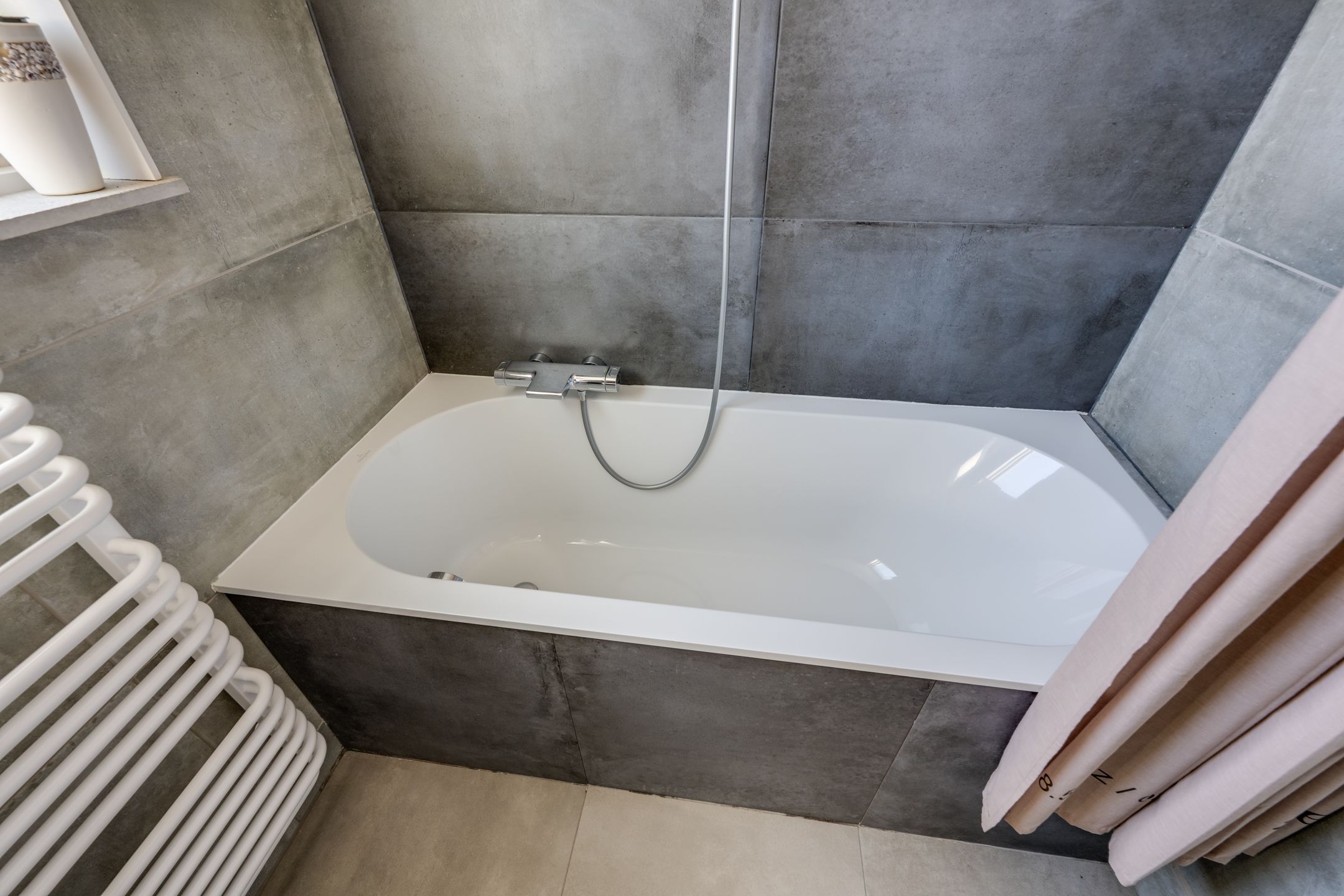 Photo 39 of Heemskerkstraat 19