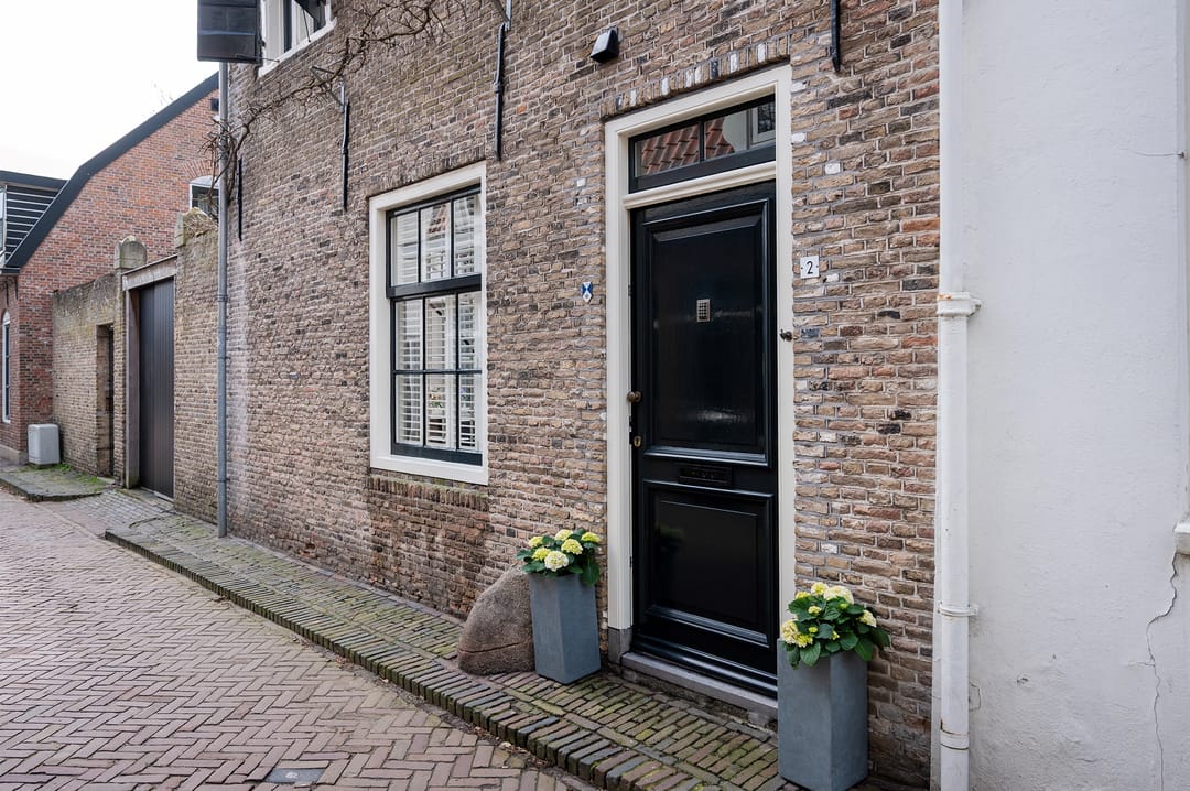 Photo 2 of Nieuwstraat 2