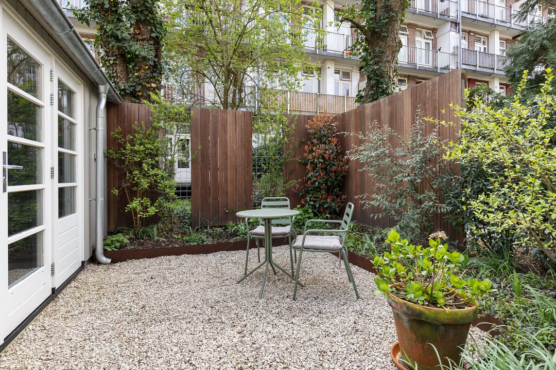 High-end renovated ground floor apartment with sunny garden and garden house in Hoofddorppleinbuurt — 21