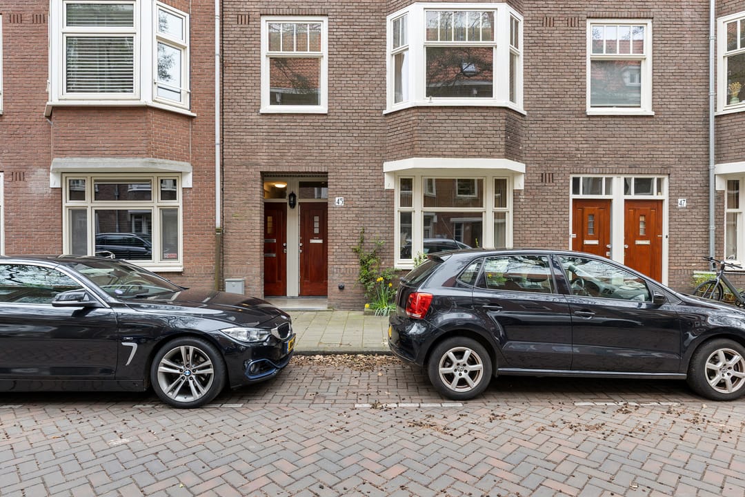 High-end renovated ground floor apartment with sunny garden and garden house in Hoofddorppleinbuurt — 38